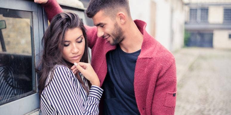 Men Most Attracted To Dumb Women, Says Depressing Study man flirting with woman