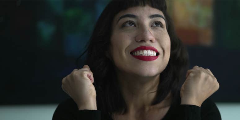 3 Mind Hacks That Will Get You Everything You Want In Life hopeful woman