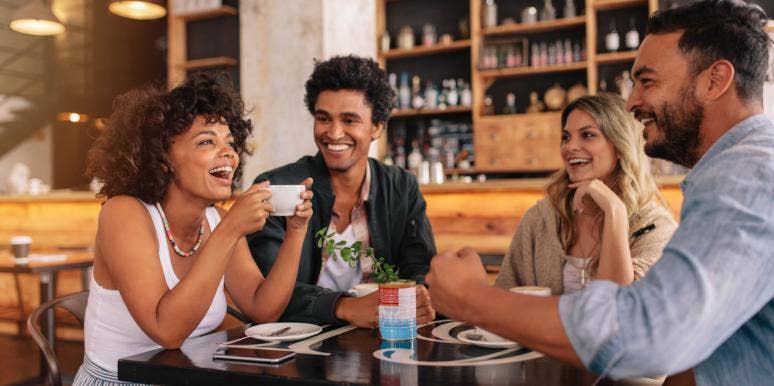 13 Best Ways To Learn How To Stop Being Shy & Get Better At Socializing friends talking