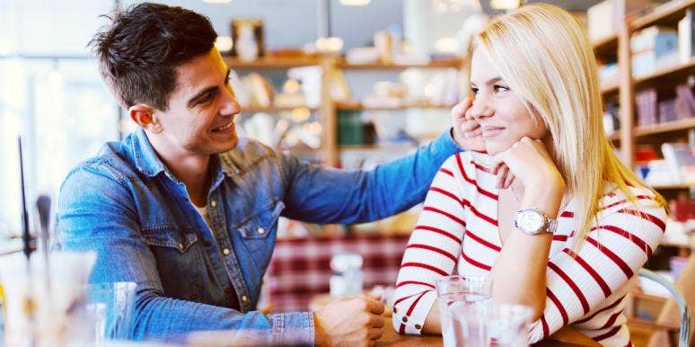 how to talk to women smiling man and woman flirting