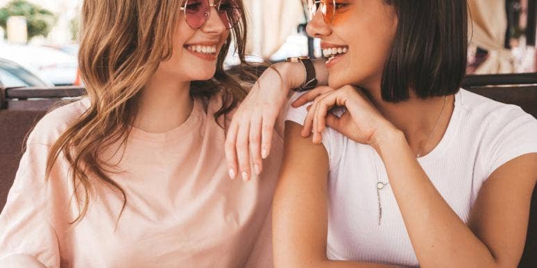How To Instantly Tell If Someone Is Lying To You two women gossiping