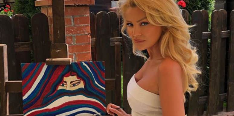 Who Is Cristina Szeifert? New Details On Instagram Influencer And Artist Who's Been Accused Of Faking Her Paintings Who Is Cristina Szeifert? New Details On Instagram Influencer And Artist Who's Been Accused Of Faking Her Paintings
