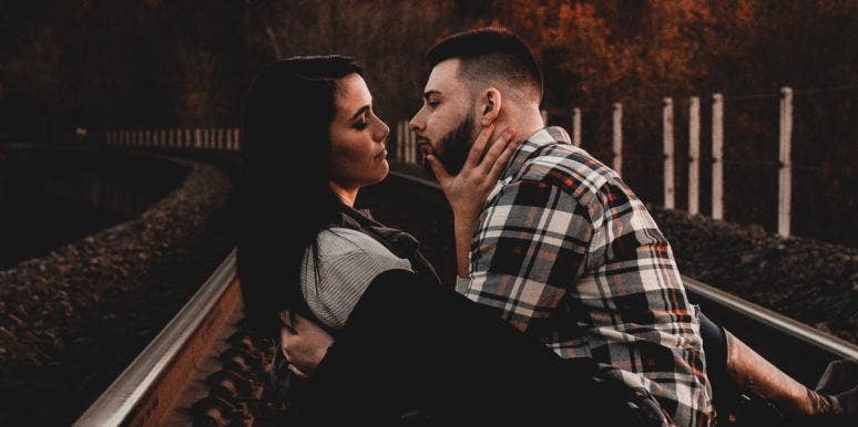 5 Things A Man Does When He Falls Deeply In Love 5 Things A Man Does When He Falls Deeply In Love