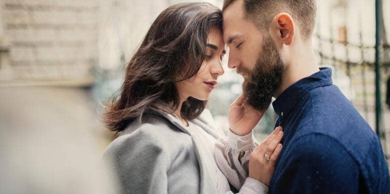 4 Important Questions To Ask Yourself If You Have Doubts In A Relationship woman and man embracing