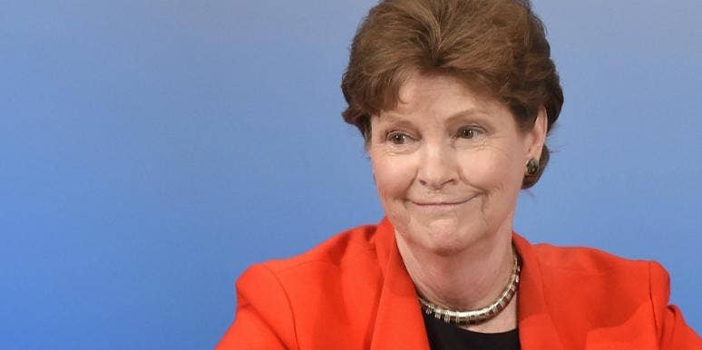 who is Jeanne Shaheen's husband who is Jeanne Shaheen's husband