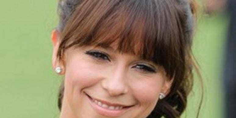 Jennifer Love Hewitt Jennifer Love Hewitt Is Getting Paid To Go On eHarmony Dates