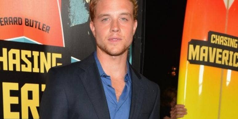 Jonny Weston Spills On 'Chasing Mavericks' & Looking For Love Jonny Weston