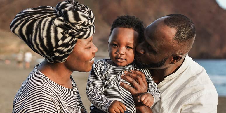 Why Kids With Married Parents Have Higher Self-Esteem parents and toddler