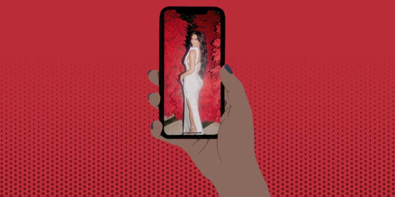 Kim Kardashian Accused of Photoshopping Family Christmas Photo kim kardashian christmas photo