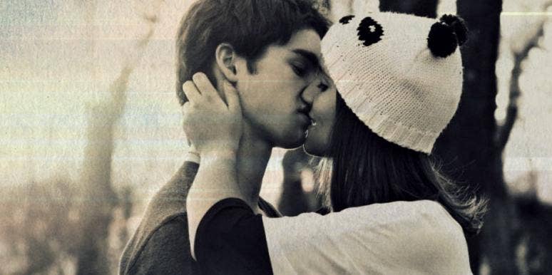 couple kissing couple kissing