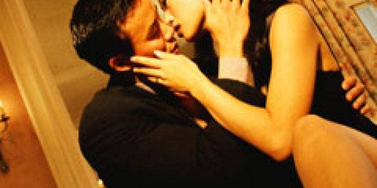 What Are Korean Kissing Rooms & Are They Cool? kissing
