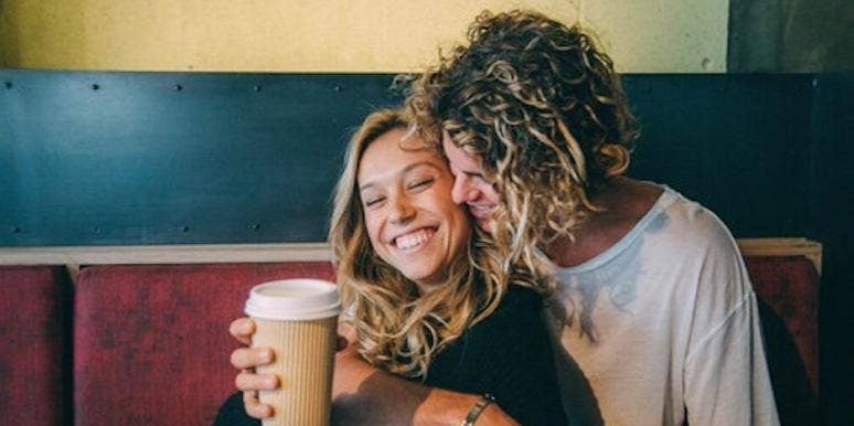 dating a guy with another girlfriend