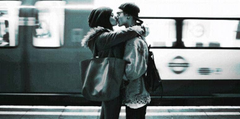 kissing kissing