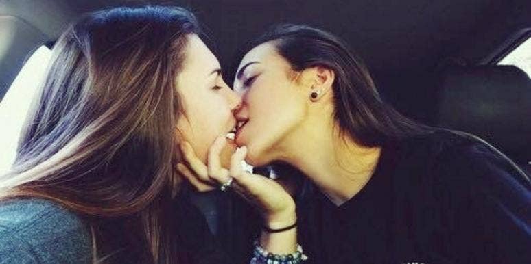 5 Things You NEED To Know Before Having Lesbian Sex