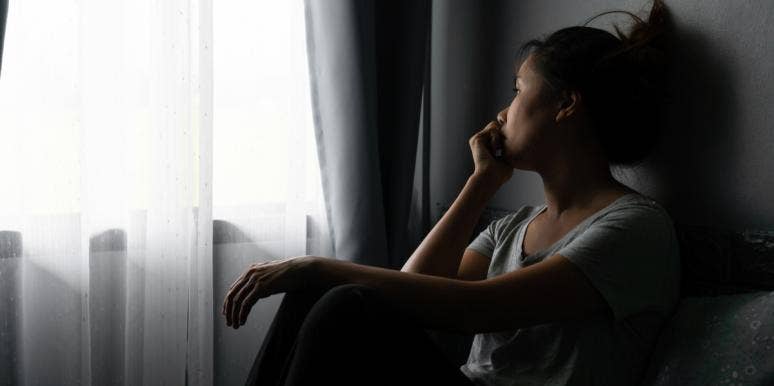 I Have Long-Haul Covid With An Autoimmune Disease And I Feel Like A Zombie woman at home