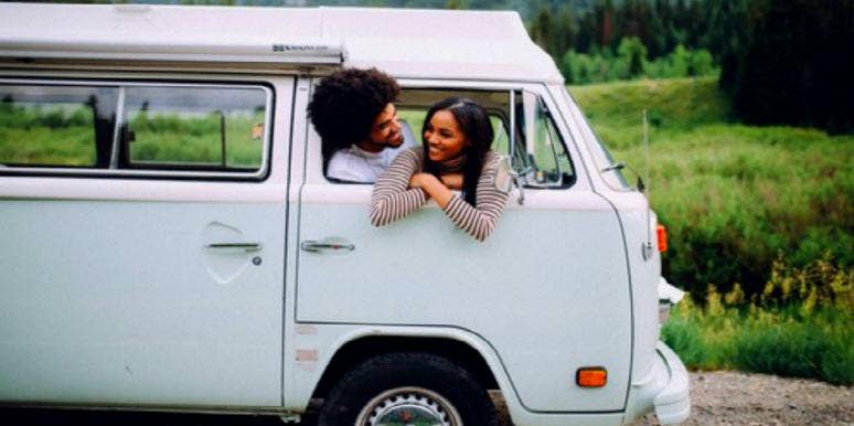 why happy couples don't use Facebook why happy couples don't use Facebook