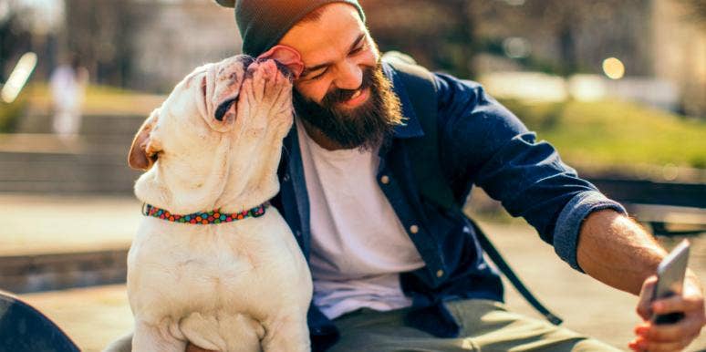6 Subtle Signs He's Faking His Love For You 6 Subtle Signs He's Faking His Love For You