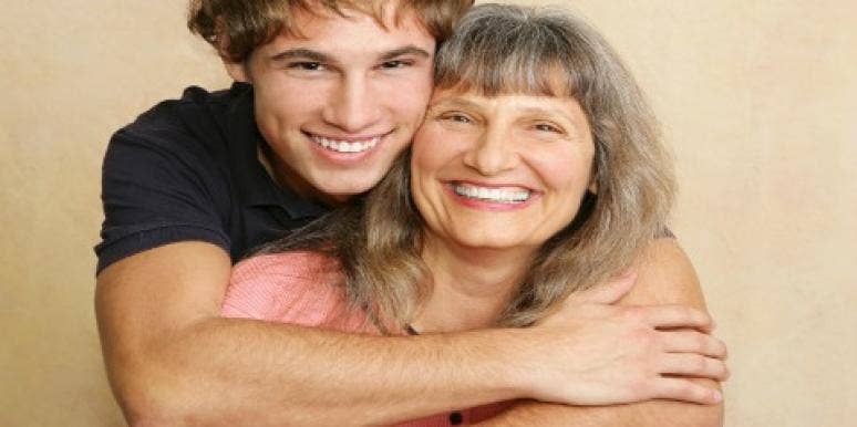 GIFs: 9 Signs Your Boyfriend Is A Mama's Boy mama's boy
