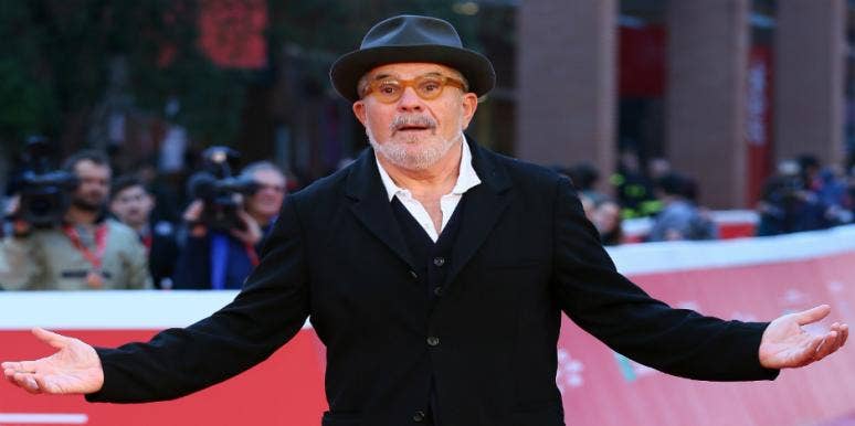 Who Is David Mamet? New Details About The Man Defending Felicity Huffman Who Is David Mamet? New Details About The Man Defending Felicity Huffman