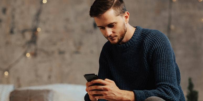 Decoding What A Guy's Text Means When You're Dating Someone New man texting