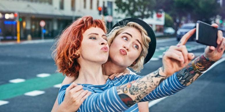 Your Zodiac Sign's Myers-Briggs Personality Type: Zodiac MBTI friends selfie