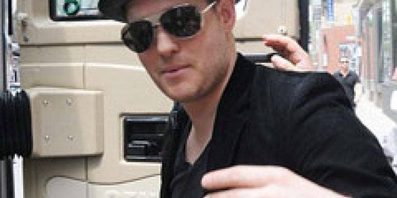 Michael Buble Is Wearing A 'Man-Gagement' Ring Michael Buble engagement ring