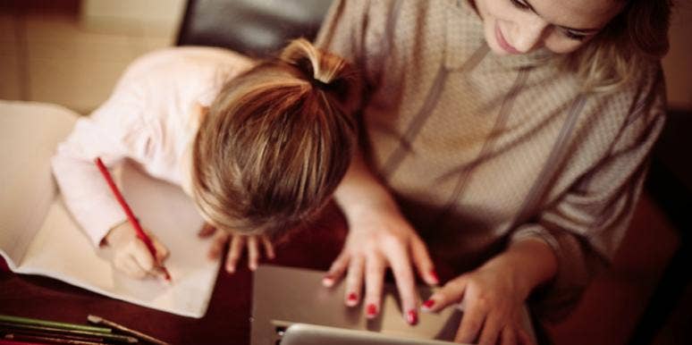 The 3 WORST Parts Of Balancing A Career And Being A Mom The 3 WORST Parts Of Balancing A Career And Being A Mom