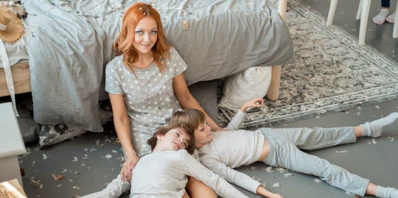 Mom Picked Up Son From Sleepover Because The Family Has A 'Bath Day' Mom at her son's sleepover