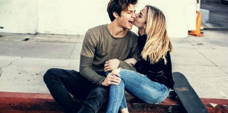 10 Non-Sexual Ways To Save Your Relationship From Dying Out 10 Non-Sexual Ways To Save Your Relationship From Dying Out