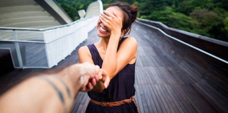 3 Differences Between Having A New Relationship That's Private Vs. One That's Secretive 3 Differences Between Having A New Relationship That's Private Vs. One That's Secretive