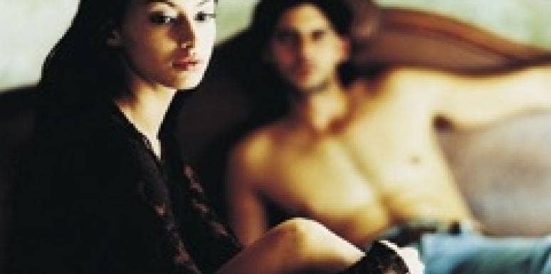 Does No Cuddling Mean He's Just Not Into You? Does No Cuddling Mean He's Just Not Into You?