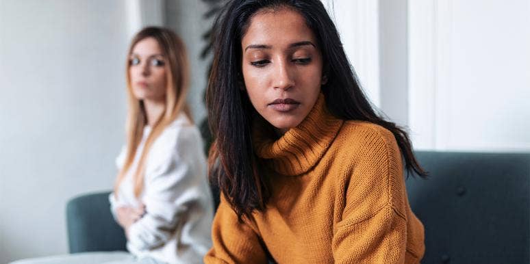 5 Signs Of A One-Sided Friendship — And How To Know If It's Worth Saving unhappy friends