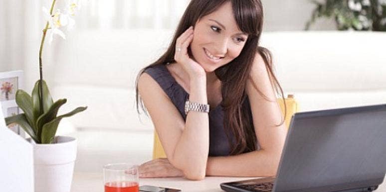 woman flirting online woman flirting online