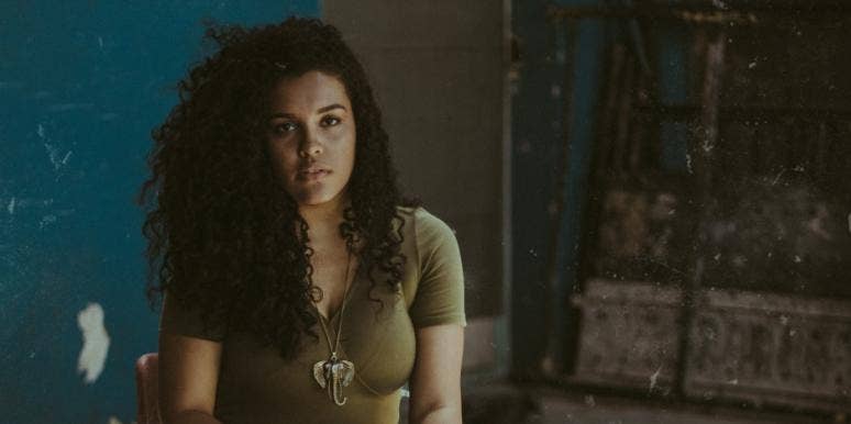 6 Signs You Are A People-Pleaser In Your Relationship 6 Signs You Are A People-Pleaser In Your Relationship