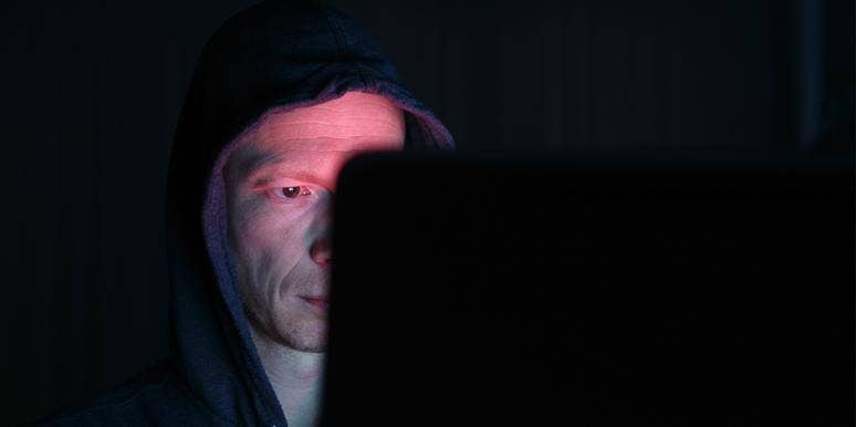 The 2 Physical Traits Pedophiles Have In Common, Says Study online predator
