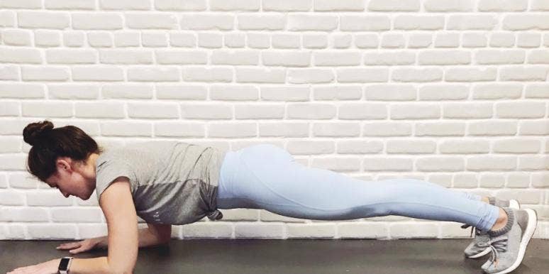 What Happened When I Tried The 2-Week Daily Plank Challenge What Happened When I Tried The 2-Week Daily Plank Challenge