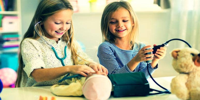 The Saddest Thing About Living in Our ‘Playdate Society’ The Saddest Thing About Living in Our ‘Playdate Society’