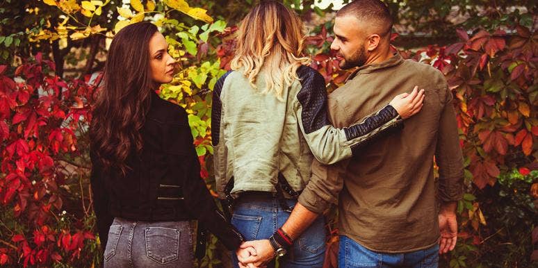 What It's Like To Be Polyamorous With Your Best Friends What It's Like To Be Polyamorous With Your Best Friends