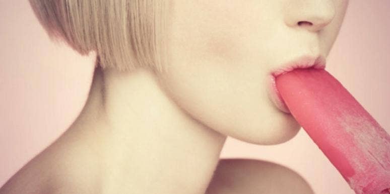 to blowjob Tips give a good Latex dom porn