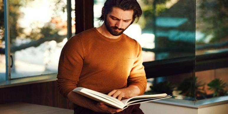 10 Ways Men Push Women Away Without Realizing It 10 Ways Men Push Women Away Without Realizing It