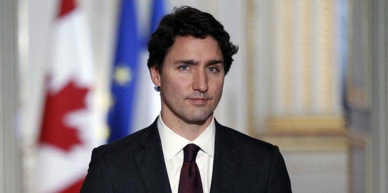 17 Hot Pics Of Justin Trudeau Proving He'd Be Our Pick For President  Shirtless, Boxing, Young And Tattooed | YourTango