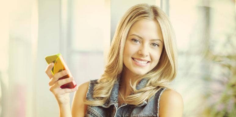 10 Reasons Your Online Dating Profile May Be Striking Out (And How To Fix It) 10 Reasons Your Online Dating Profile May Be Striking Out (And How To Fix It)