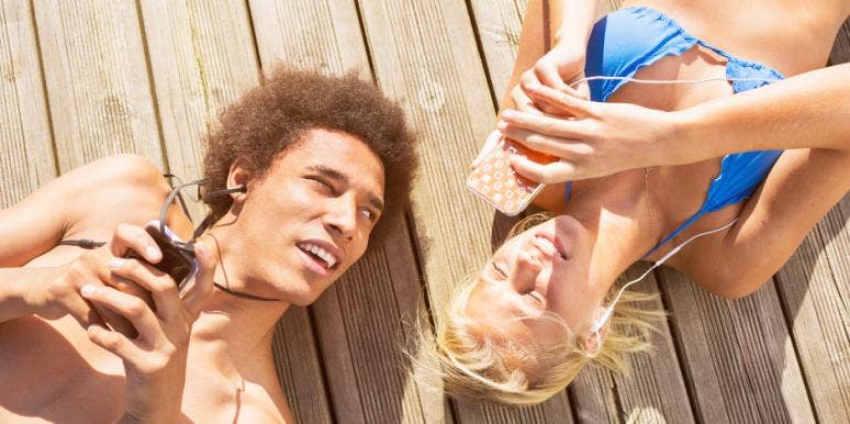 How Texting Is Ruining Your Communication, Dating Life, & Healthy Relationships How Texting Is Ruining Your Communication, Dating Life, & Healthy Relationships