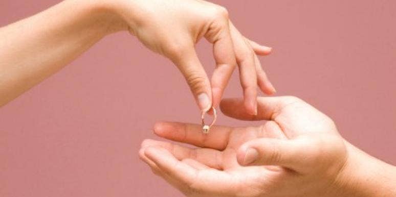 Divorce: Do You Keep The Ring Or Give It Back? Divorce: Do You Keep The Ring Or Give It Back?