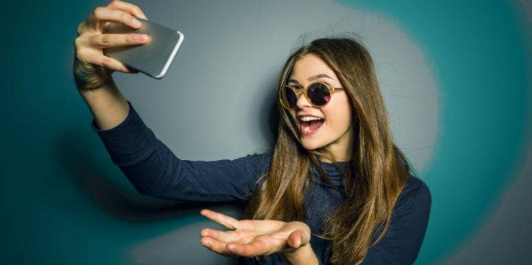 What Your Bathroom Selfie Really Says About You What Your Bathroom Selfie Really Says About You
