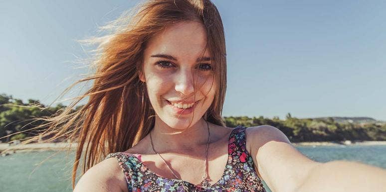 The Startling Effect Selfies Have On Your Facial Features The Startling Effect Selfies Have On Your Facial Features
