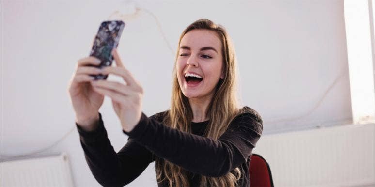 The Odd Effect Selfies Have On Your Chances Of Falling In Love The Odd Effect Selfies Have On Your Chances Of Falling In Love