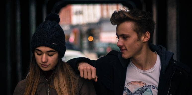 Should I Break Up With My Boyfriend/Girlfriend? 7 Signs Of A Toxic Vs Healthy Relationship Should I Break Up With My Boyfriend/Girlfriend? 7 Signs Of A Toxic Vs Healthy Relationship