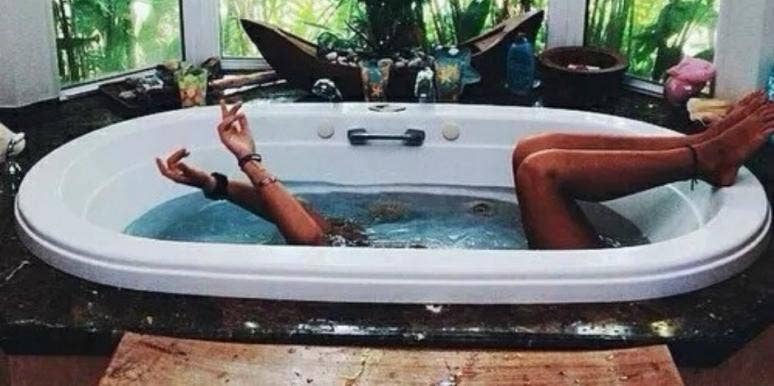 lady in bath tub lady in bath tub