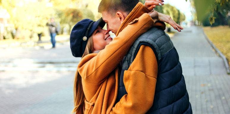 11 Sure Signs He Loves You 11 Sure Signs He Loves You